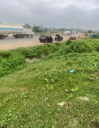 Land for sale Lagos/ Ibadan Express Way Ibadan Oyo