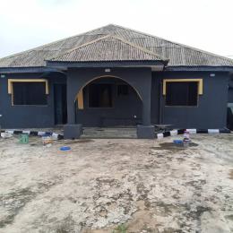 3 bedroom House for sale Oke Afa.... Brentfield Estate Magboro Obafemi Owode Ogun