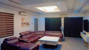 3 bedroom Flat / Apartment for sale Ologolo Lekki Lagos
