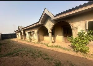 3 bedroom House for sale Agara Akala Express Akala Express Ibadan Oyo