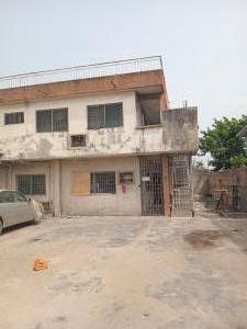 4 bedroom House for sale Charity Oshodi Expressway Oshodi Lagos