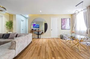 Flat / Apartment for shortlet Banana Island Road Ikoyi Lagos