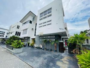 5 bedroom House for rent Banana Island Road Ikoyi Banana Island Ikoyi Lagos