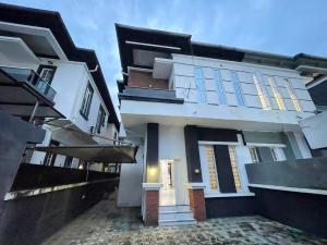 4 bedroom House for rent Chevron Roundabout Chevron Lekki Lagos