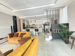 3 bedroom House for sale Off Hakeem Dickson Lekki Phase 1 Lekki Lagos
