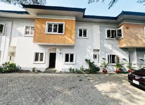 4 bedroom House for sale Osapa london Lekki Lagos