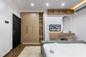 2 bedroom Flat / Apartment for shortlet Palace Road Oniru ONIRU Victoria Island Lagos