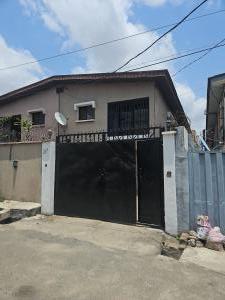 4 bedroom Flat / Apartment for sale Adagun Odo, Ire Akari Isolo Lagos