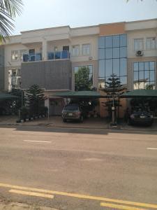 4 bedroom House for rent Apo Gudu District By Ceadercrest Hospital Apo Abuja