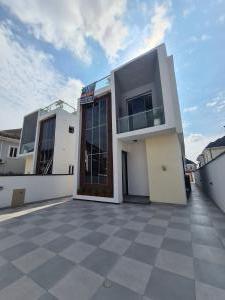 5 bedroom House for sale Chevyview Estate chevron Lekki Lagos